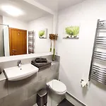 Gala 2bedroom 200m From Gondola Daire